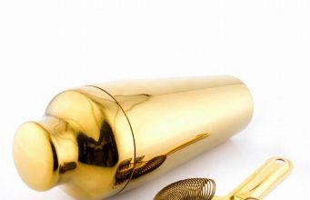 Търси да назначи сервитьори/ки и бармани/ки